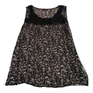 Women's Lavish Black White BOHO ANTHRO Sleeveless Top Size Small USED #7080